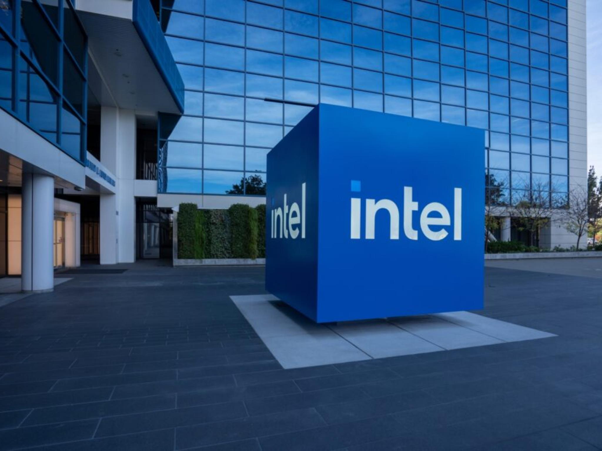 Intel’den Çin’e yapay zekâ çipi ihracatına kısıtlama