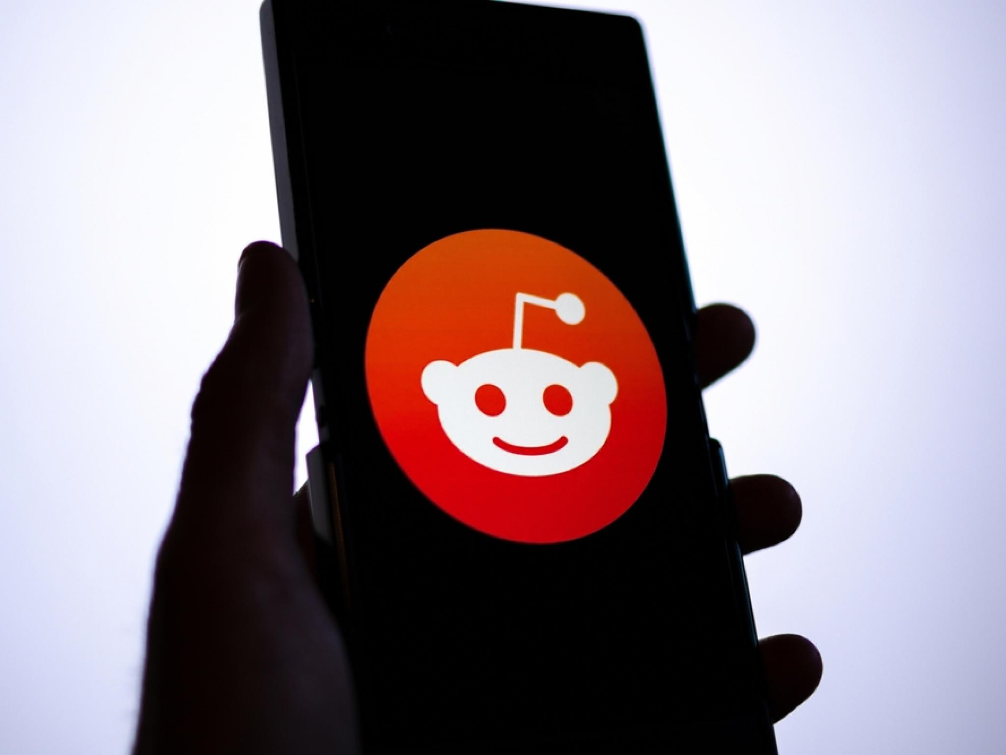 Reddit’te küresel kesinti yaşandı