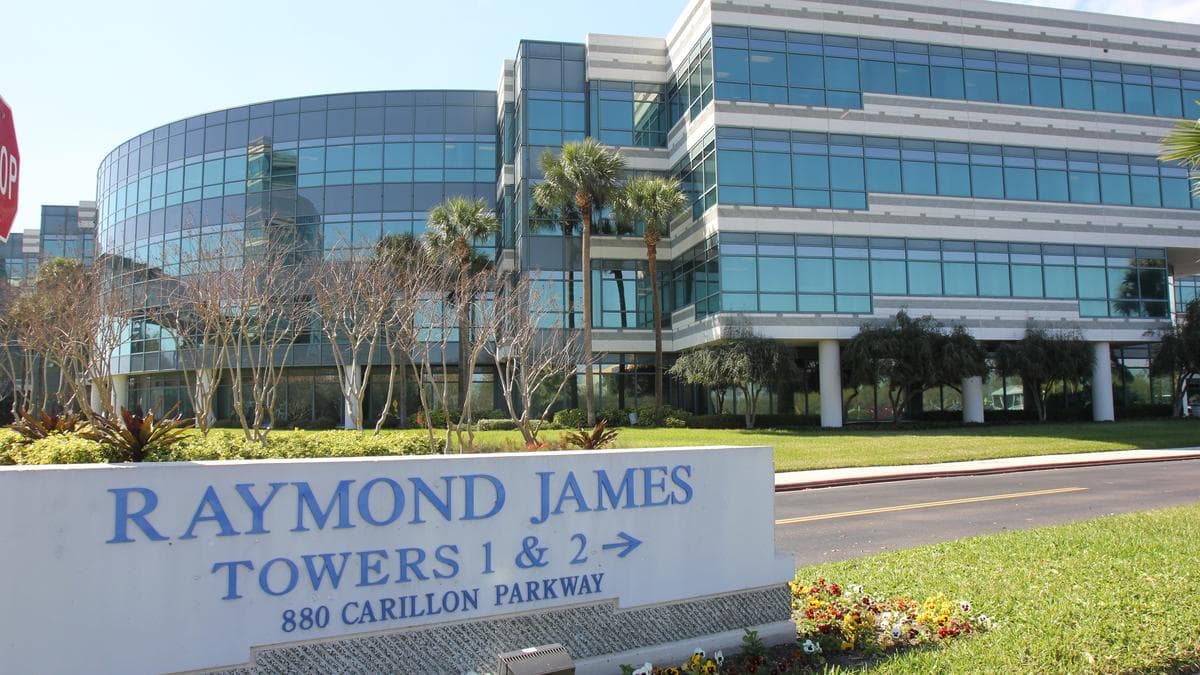 Raymond James’in geliri 9% arttı