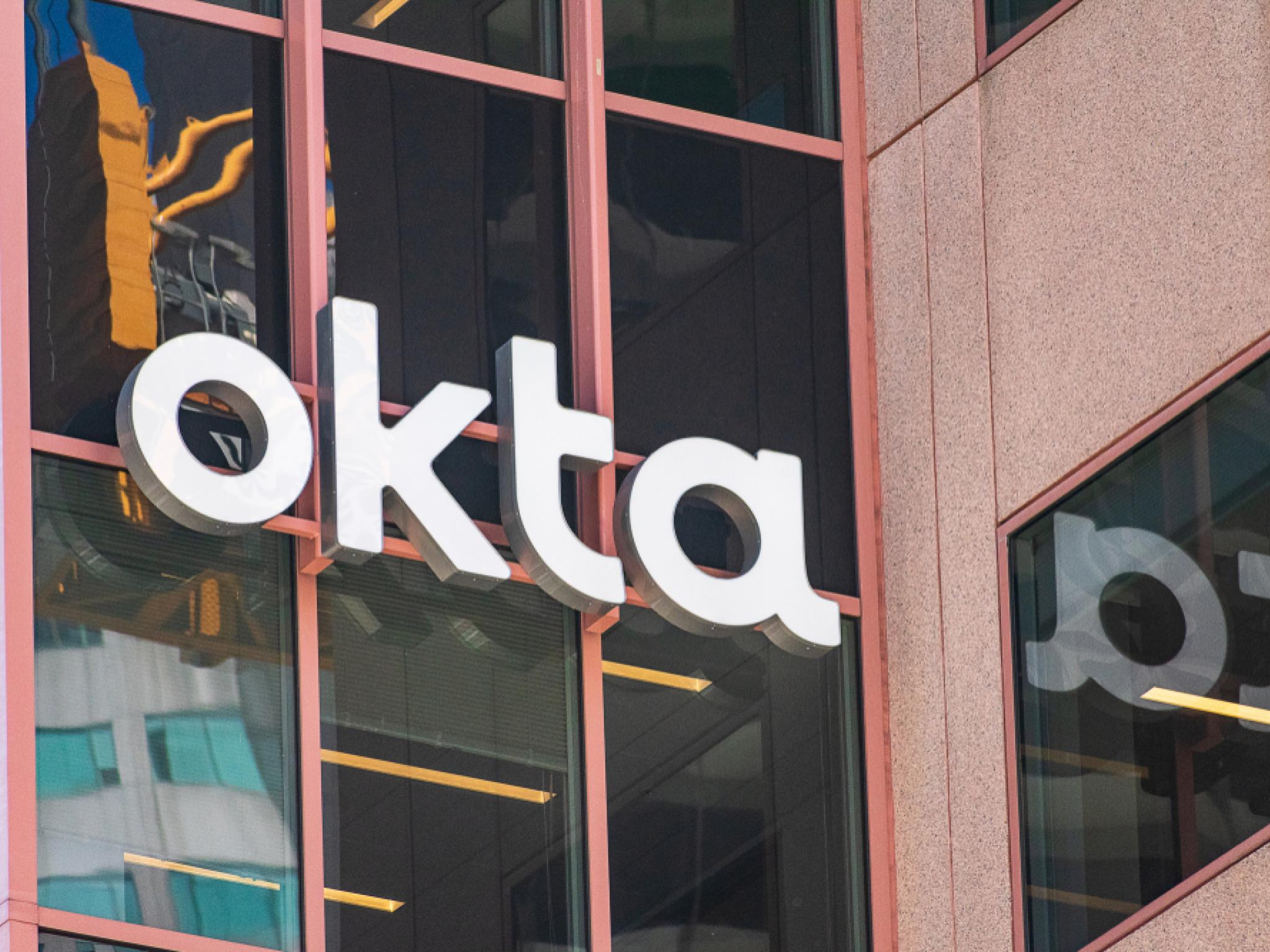 Okta S&P MidCap 400 endeksine eklenecek