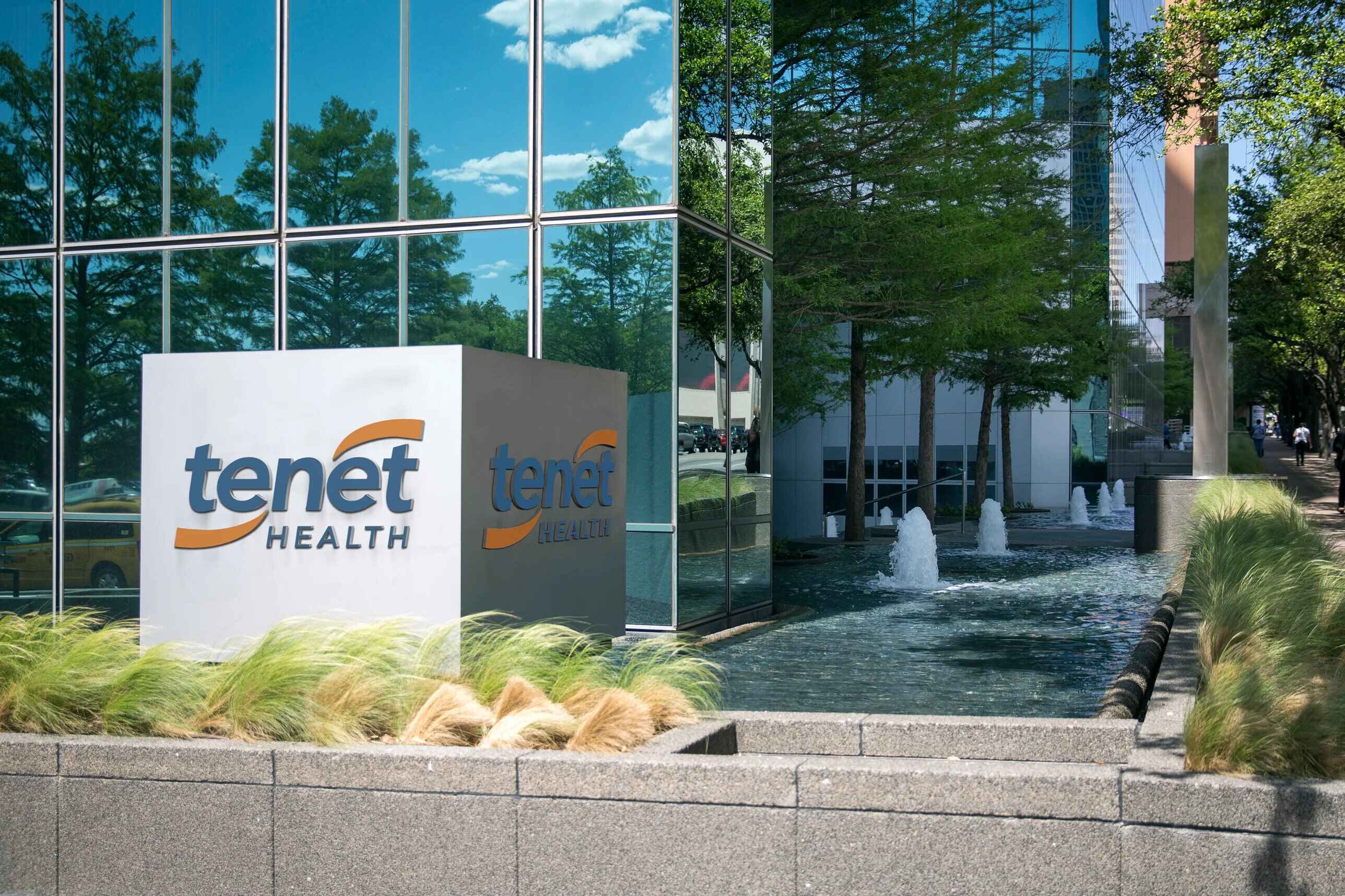 Tenet Healthcare’in kârı beklentileri aştı, yıllık bazda 35% arttı