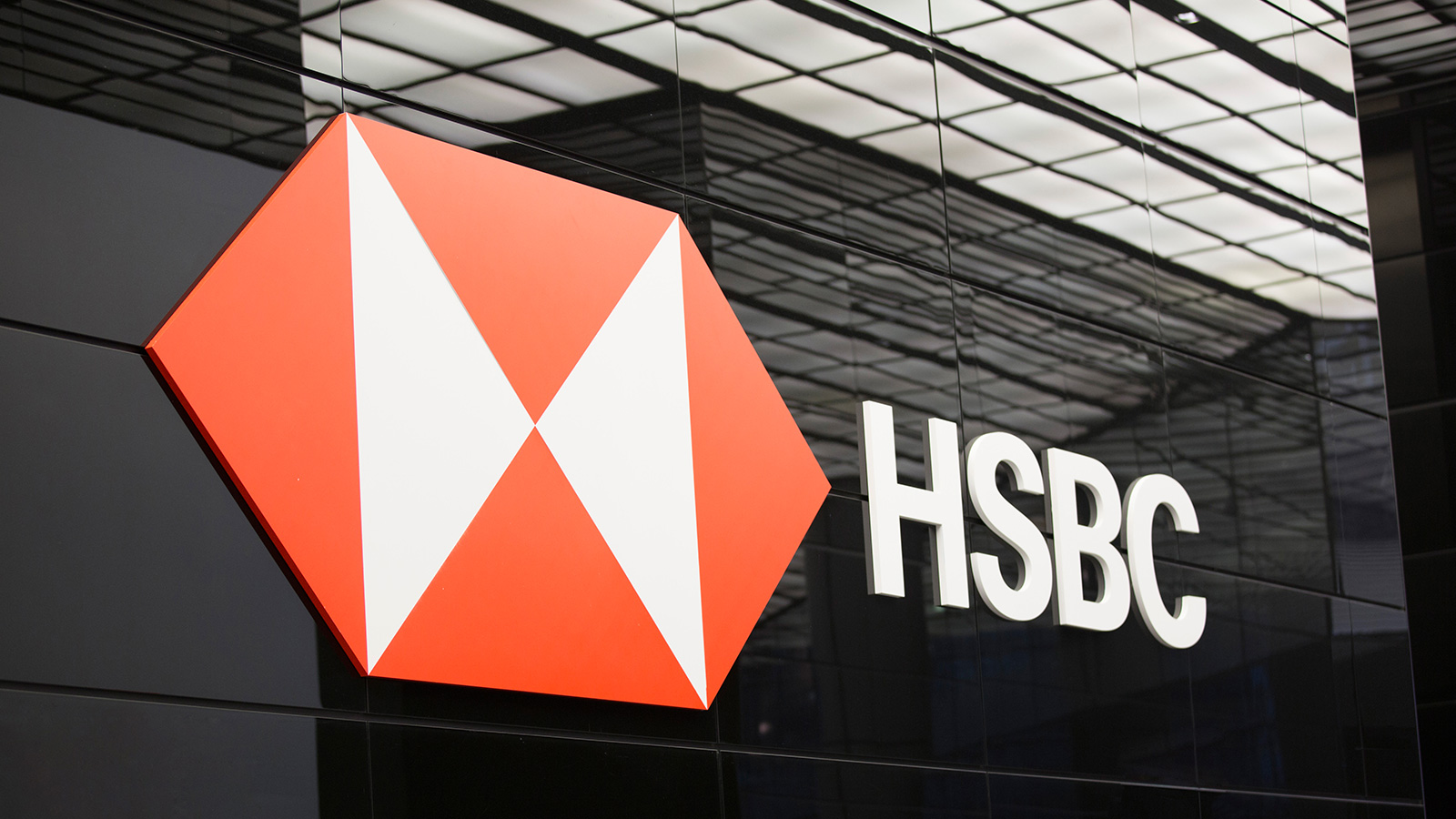 HSBC’nin kârı 14% arttı