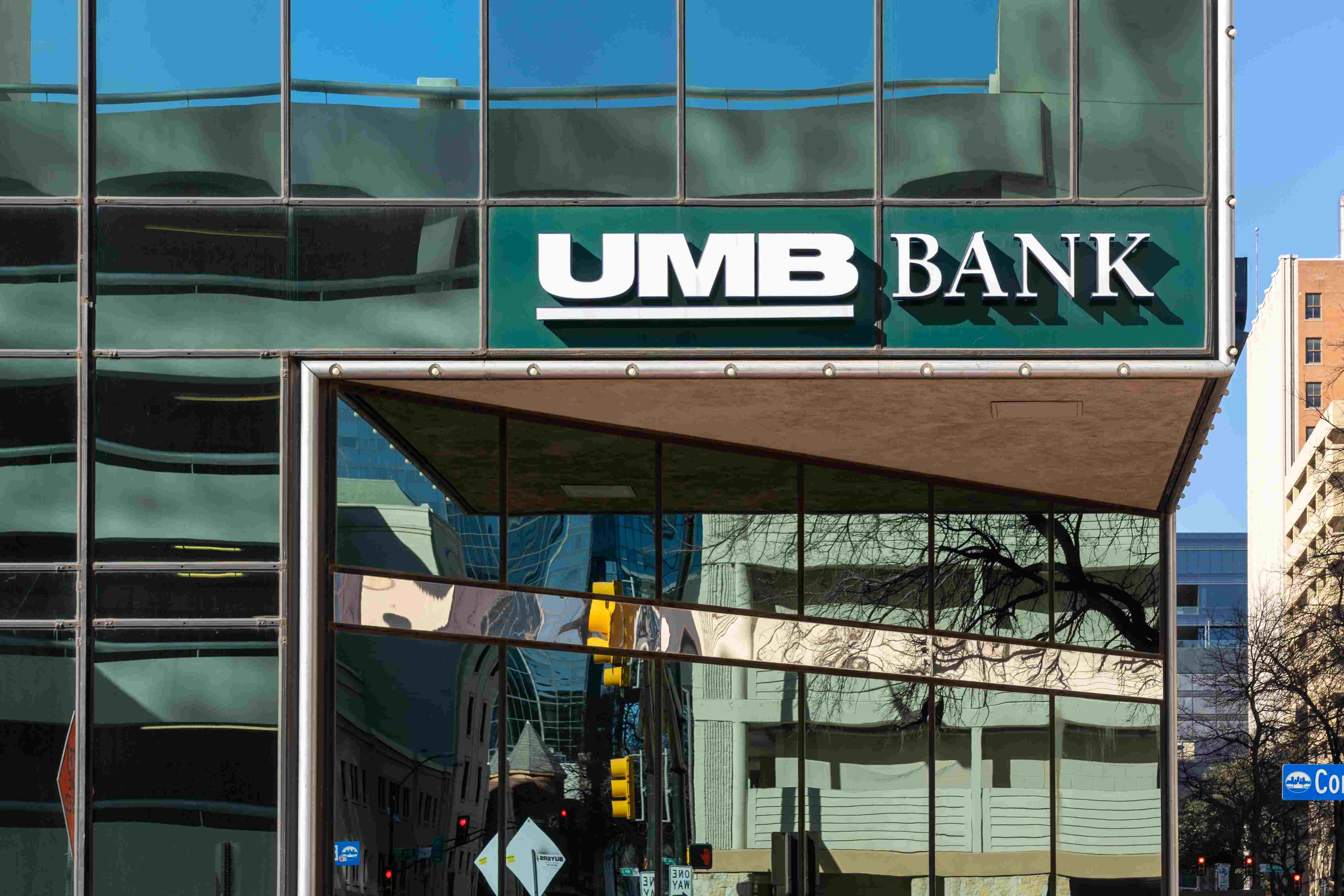UMB Financial’ın kârı beklentileri aştı