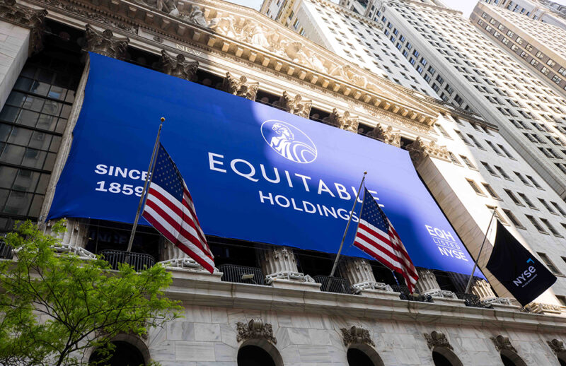 Equitable Holdings’in kârı beklentilerin altında kaldı