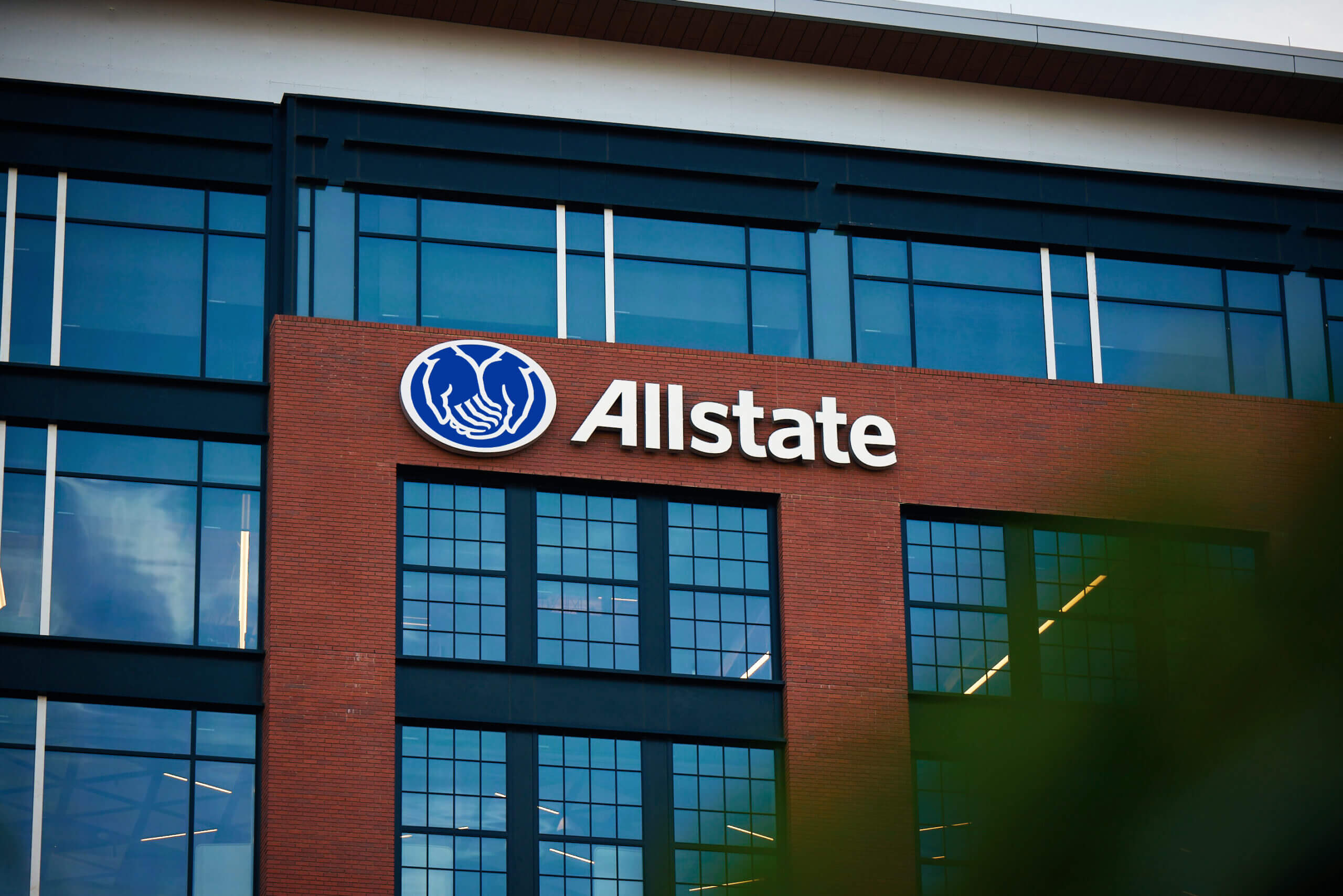 Allstate’in kârı azaldı