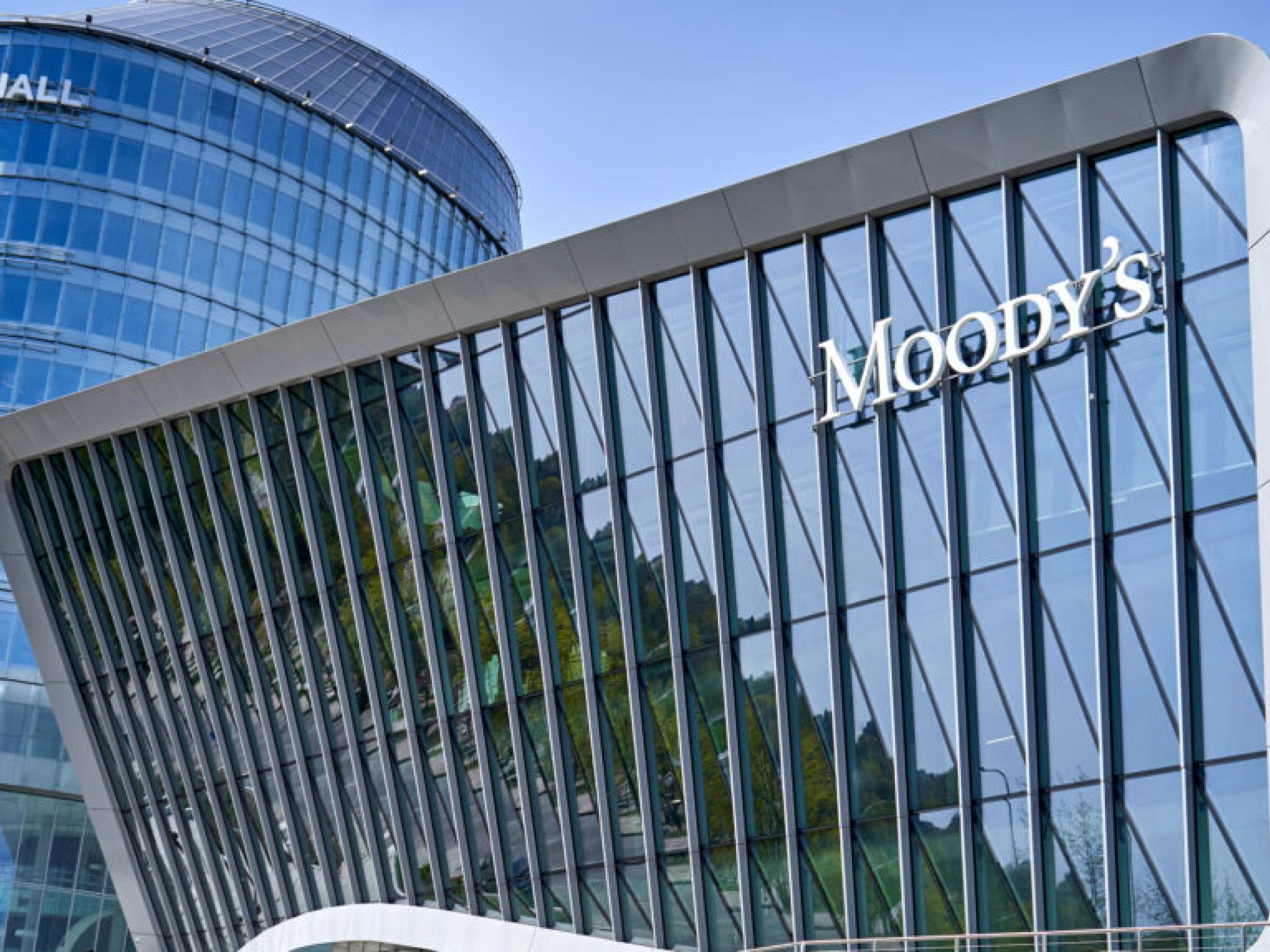 Moody’s Türkiye’nin kredi notunu yükseltti