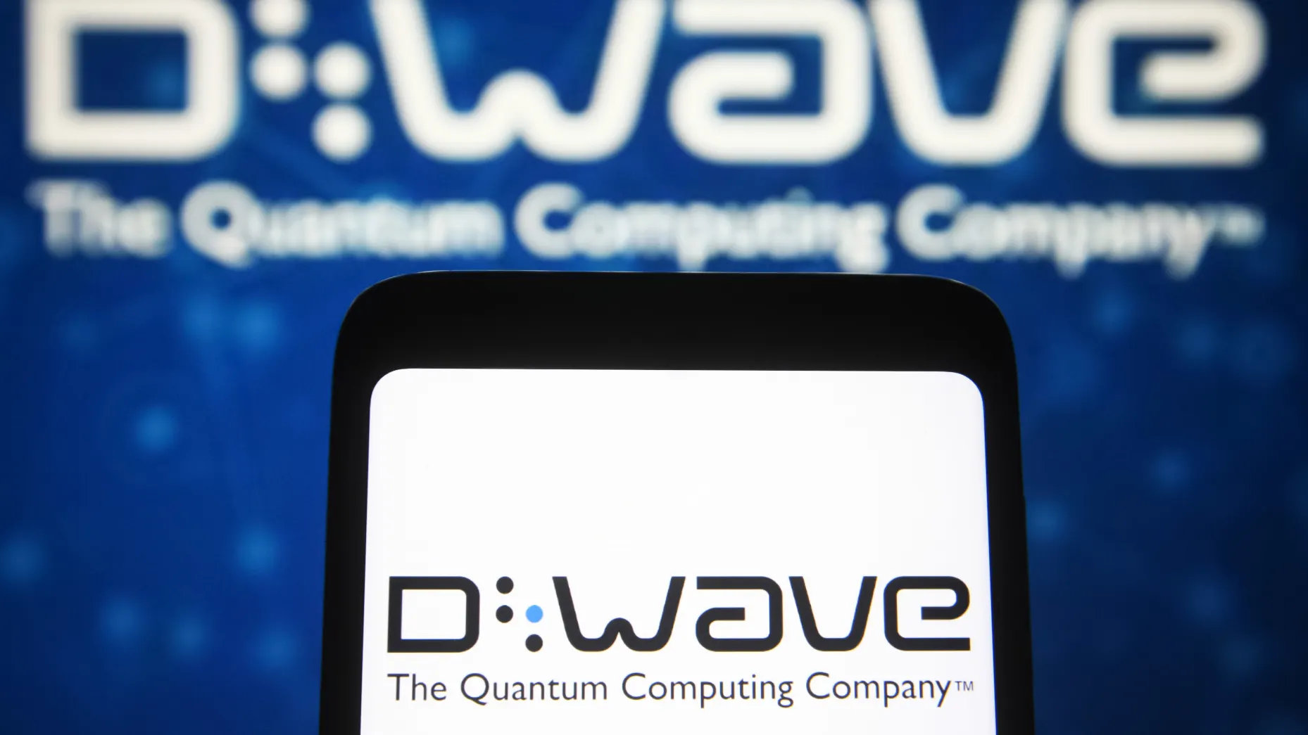 D-Wave Quantum yeni kuantum sistemini tanıttı, hisse yükseldi