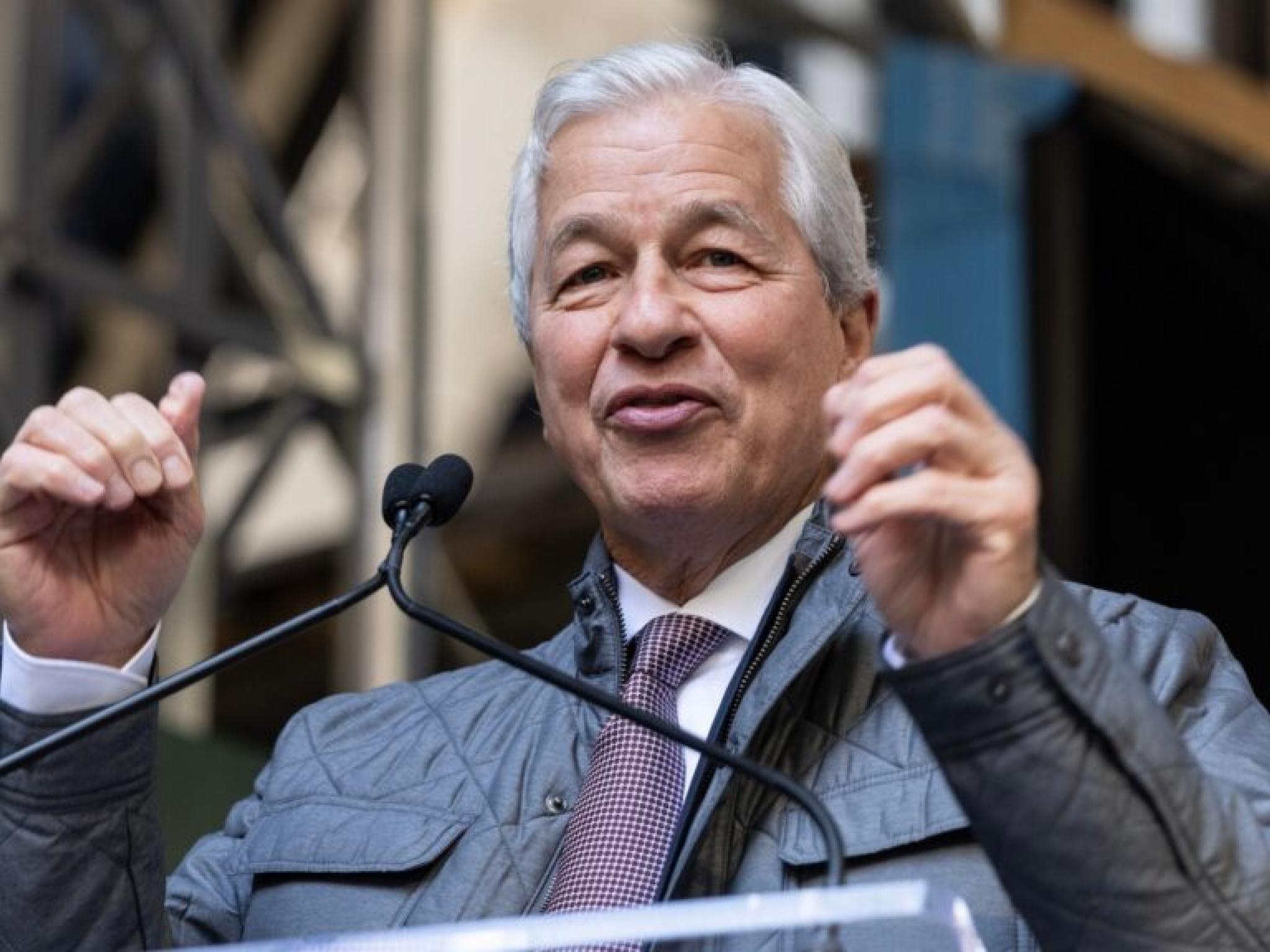 Dimon: S&P 500 kazanç büyümesi sıfıra düşebilir
