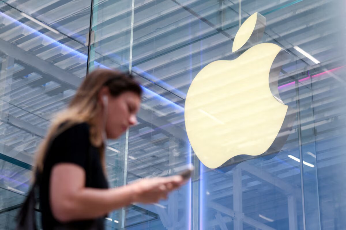Trump’ın yeni gümrük tehditleri, Apple öncülüğünde düşüşe yol açtı