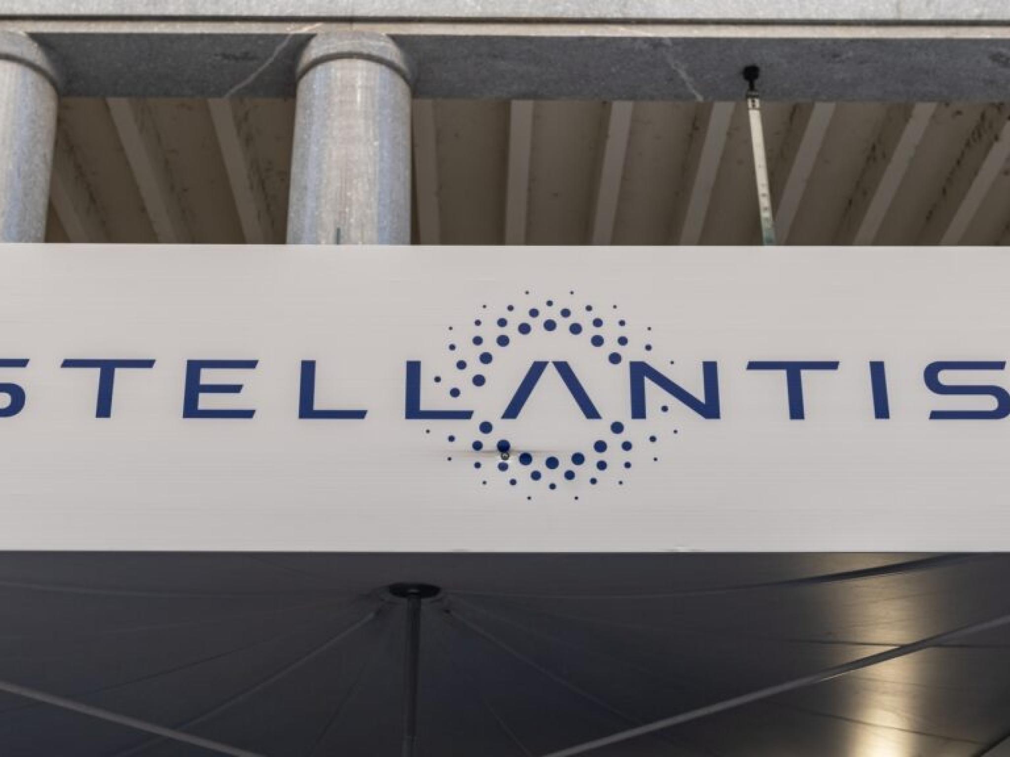 Stellantis’ten elektrikli araçlarda batarya değiştirme hamlesi