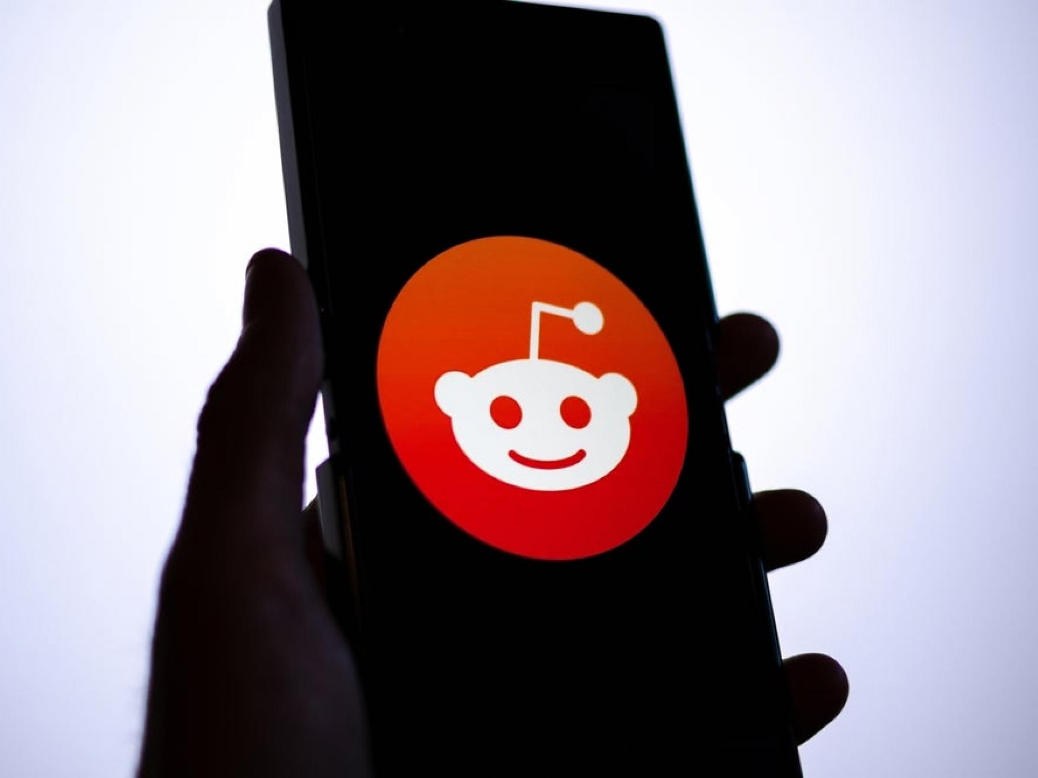 Reddit’ten yapay zekâ destekli reklam araçları