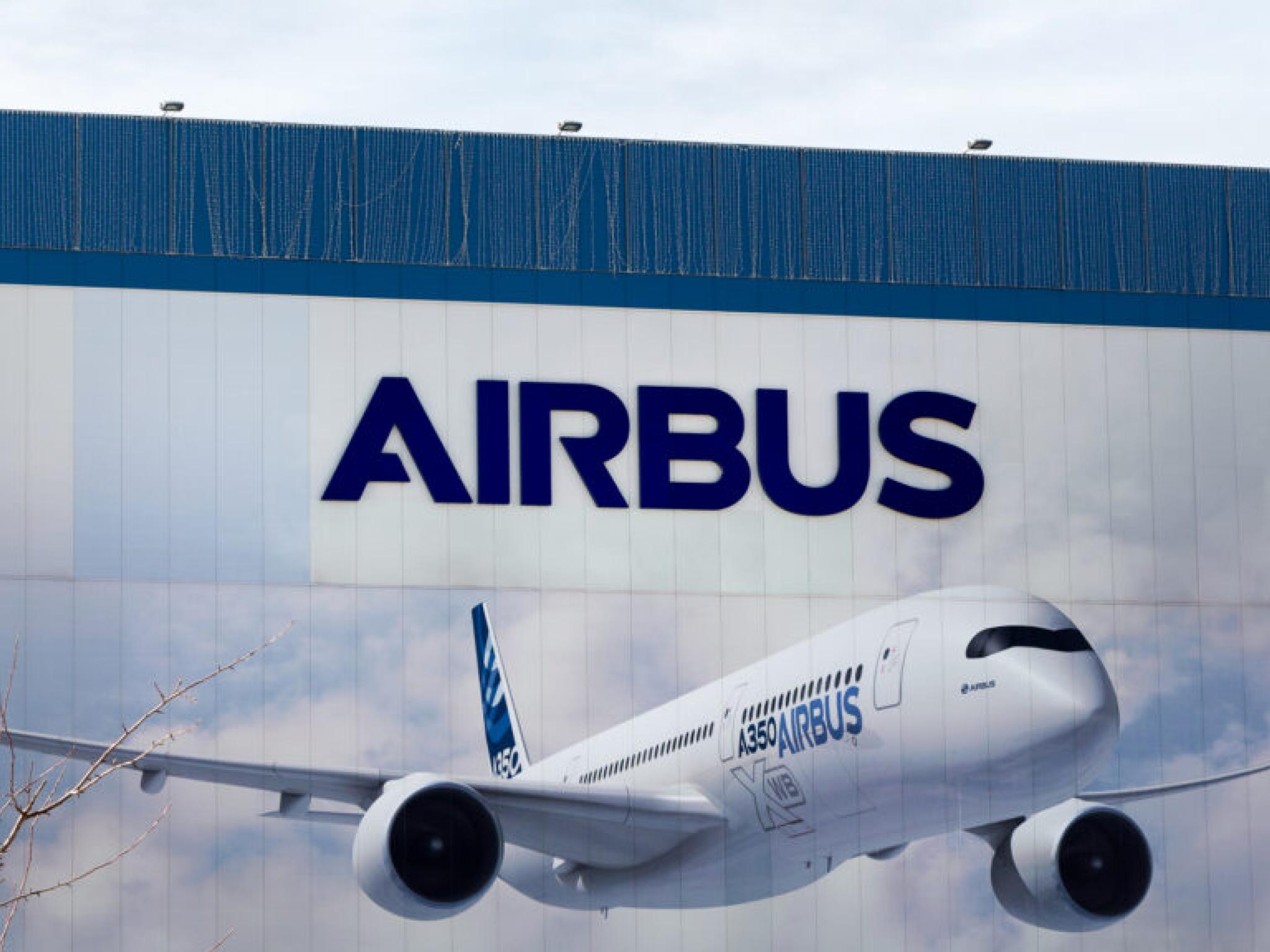 Piyasa dedikodusu: Airbus’ın 2026 için içsel teslimat hedefinin 900 uçak olduğu ileri sürüldü