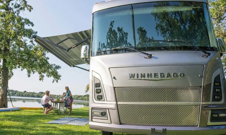 Winnebago’nun gelir ve kârı azaldı