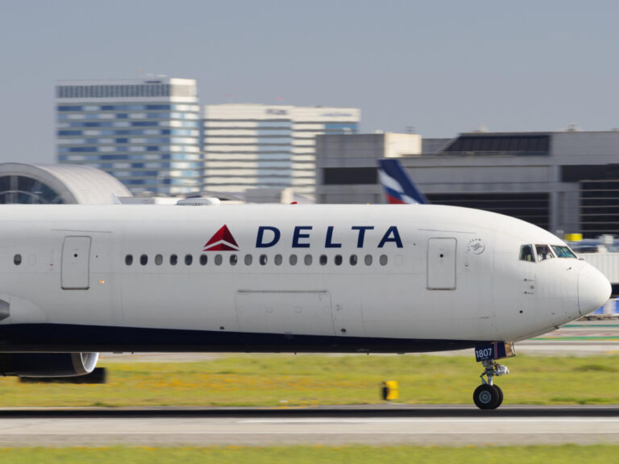 Delta Air Lines ikinci çeyrek gelirlerini artırdı
