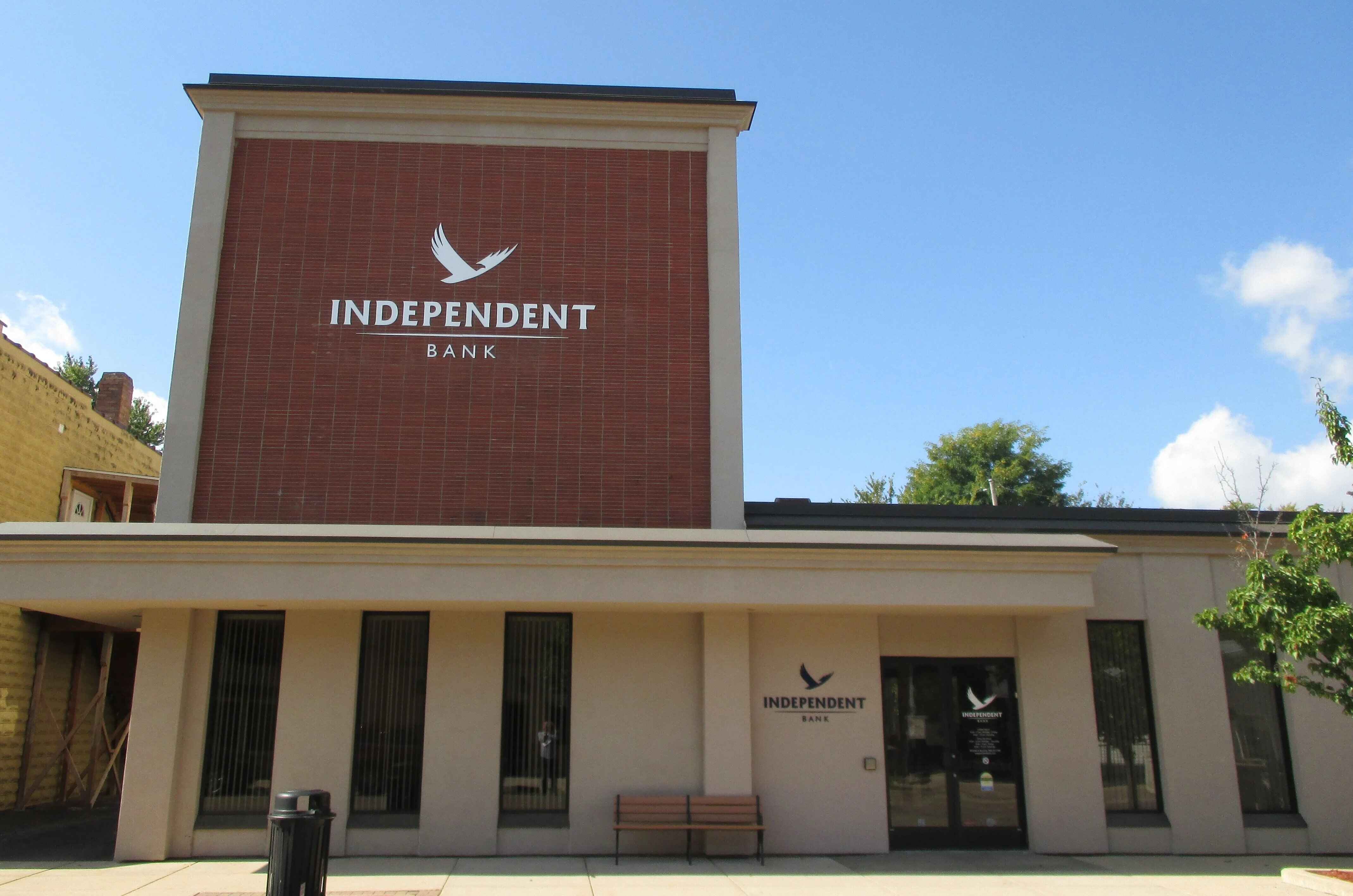 Independent Bank kârını artırdı