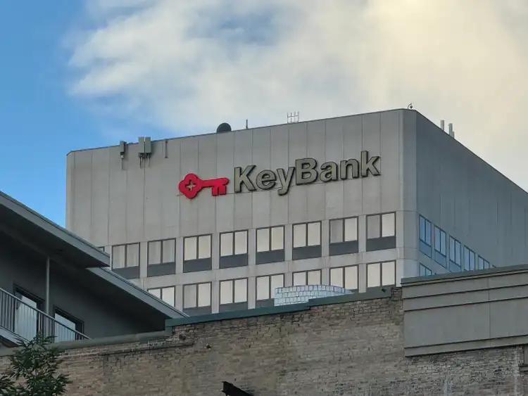 KeyCorp’un gelirleri 20% arttı