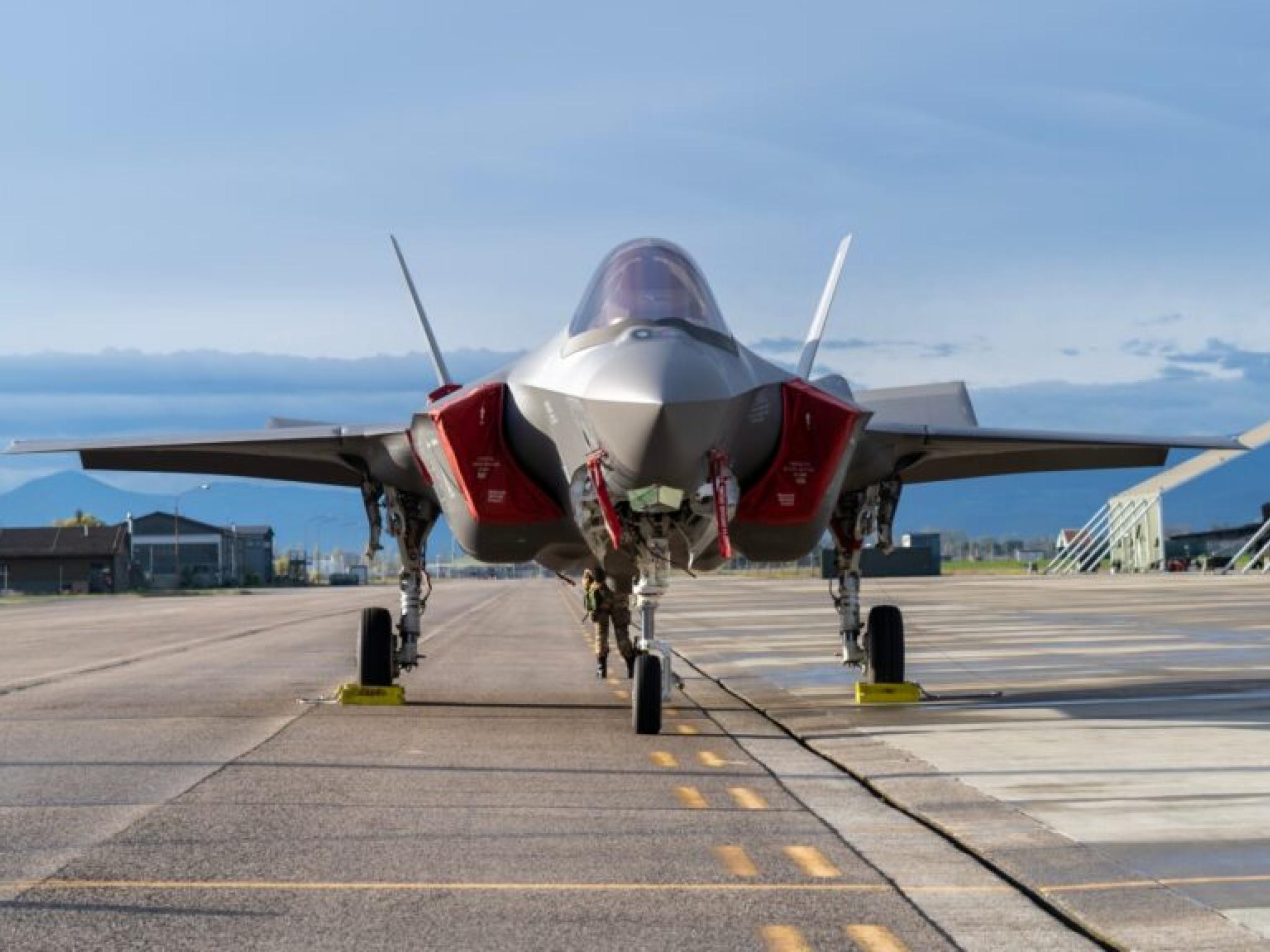 Lockheed Martin kâr öngörüsünü sabit bıraktı