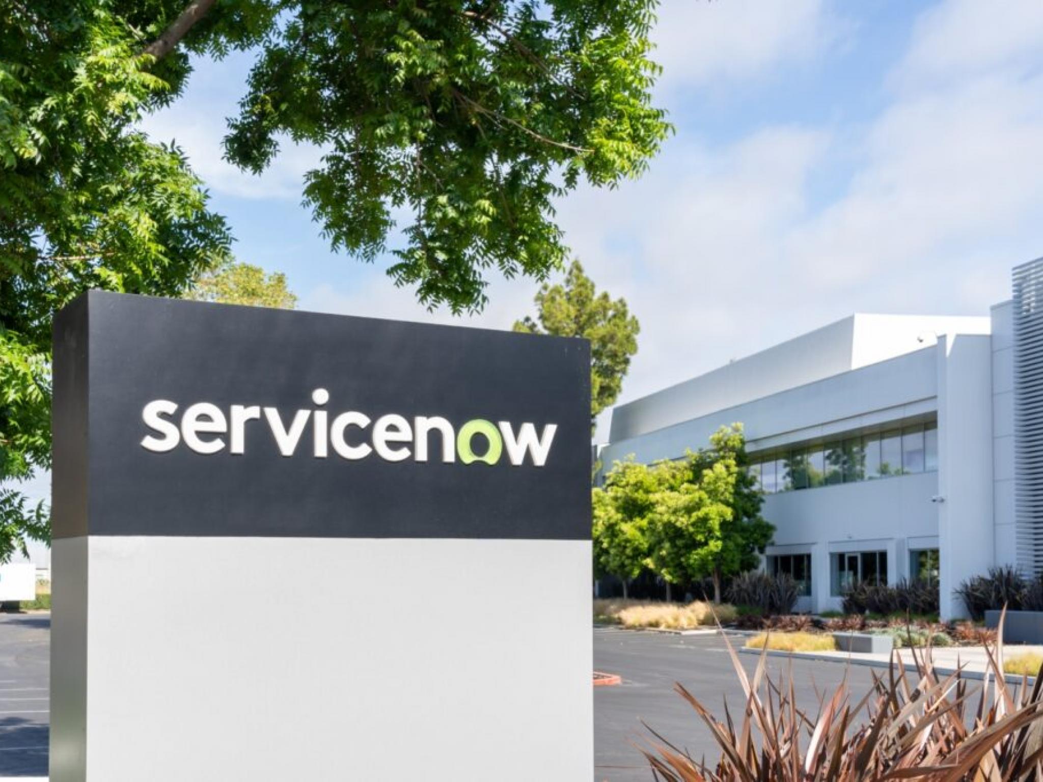 ServiceNow ikinci çeyrekte beklentileri aştı