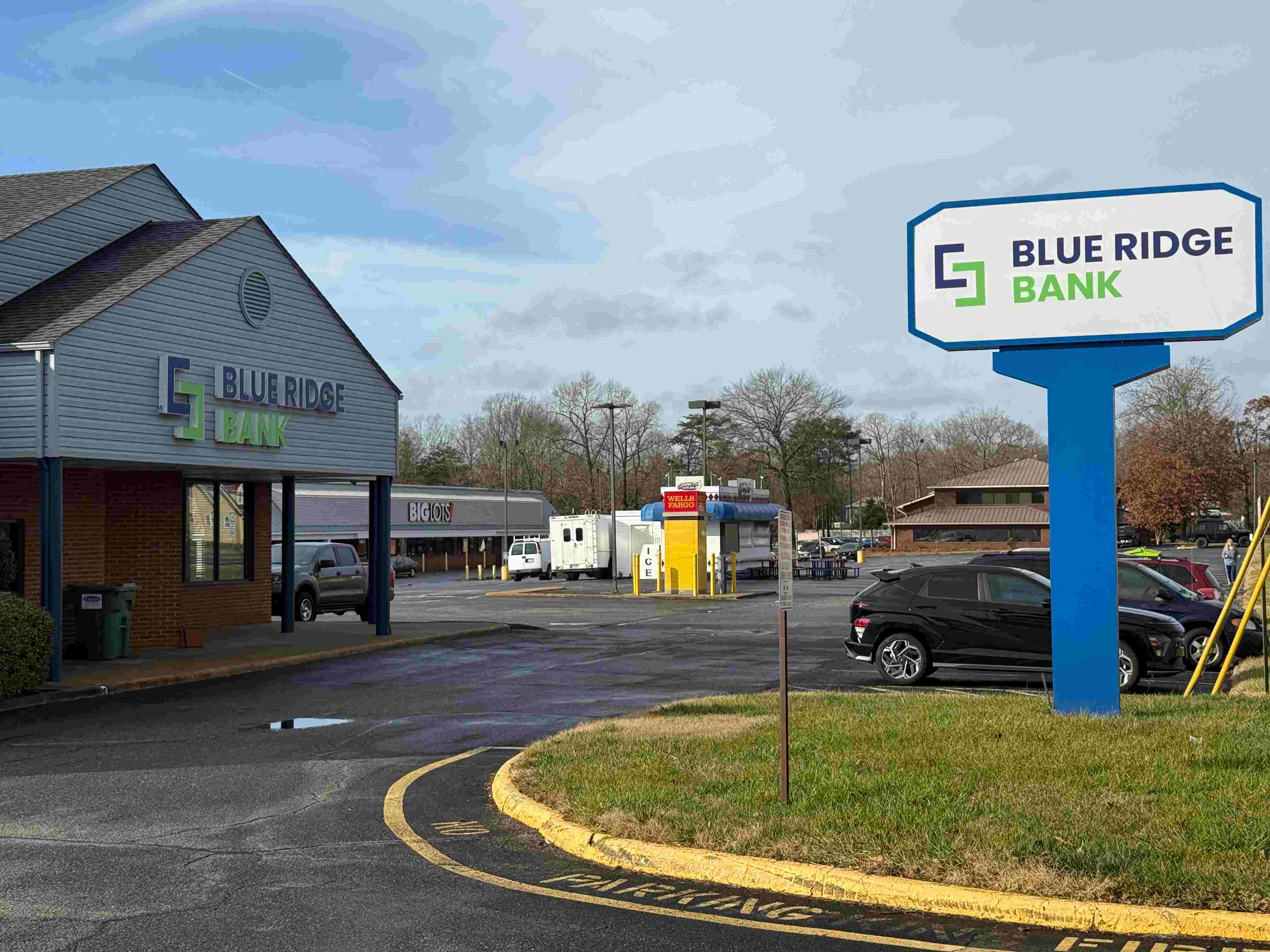 Blue Ridge Bankshares kâra geçti