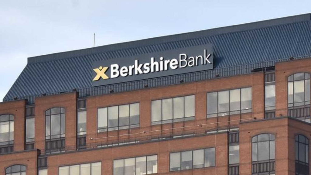 Berkshire Hills Bancorp’un gelirleri beklentileri kaçırdı