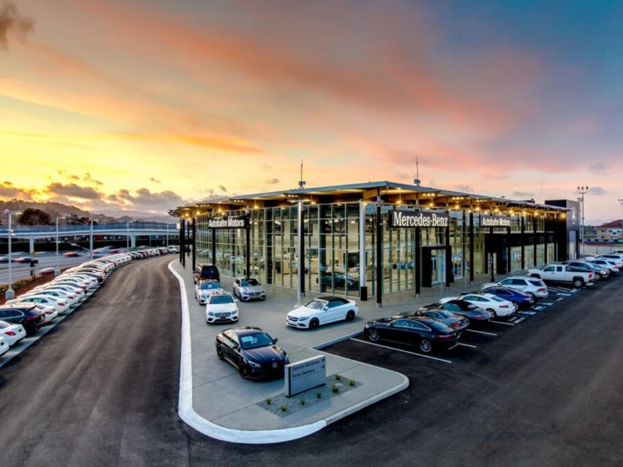 Sonic Automotive’in kârı beklentileri aştı