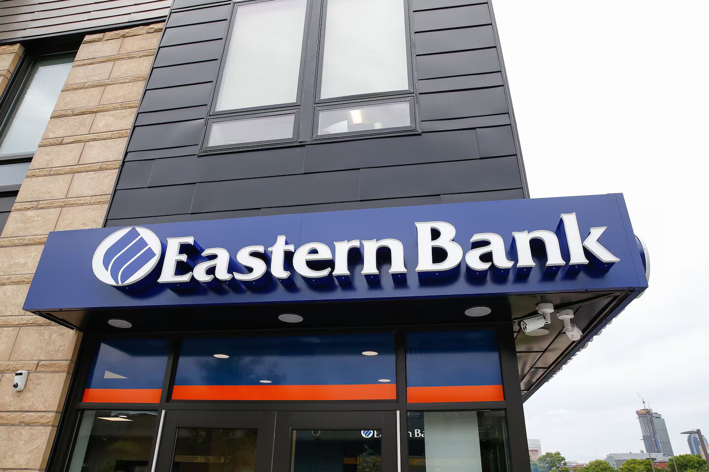 Eastern Bankshares’in kârı beklentileri aştı