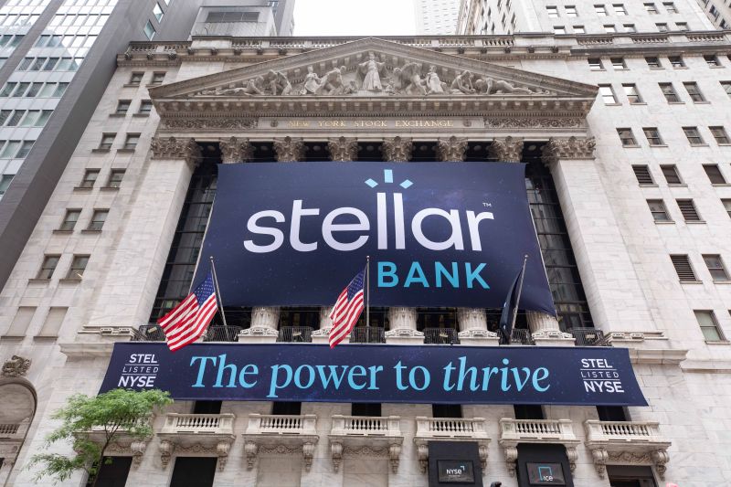 Stellar Bancorp’un gelir ve kârı azaldı