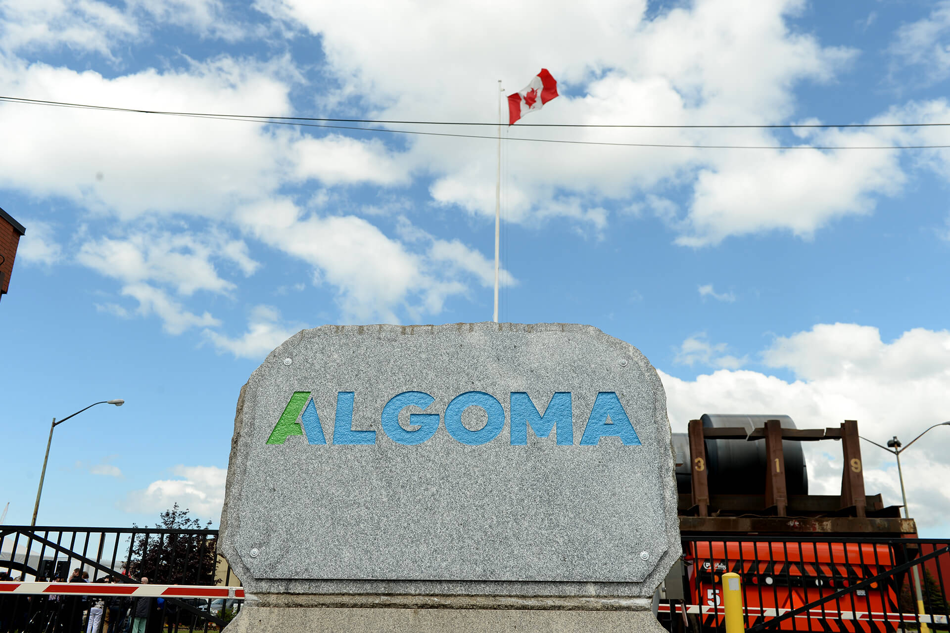 Algoma Steel’in zararı arttı, gelirleri beklentileri kaçırdı