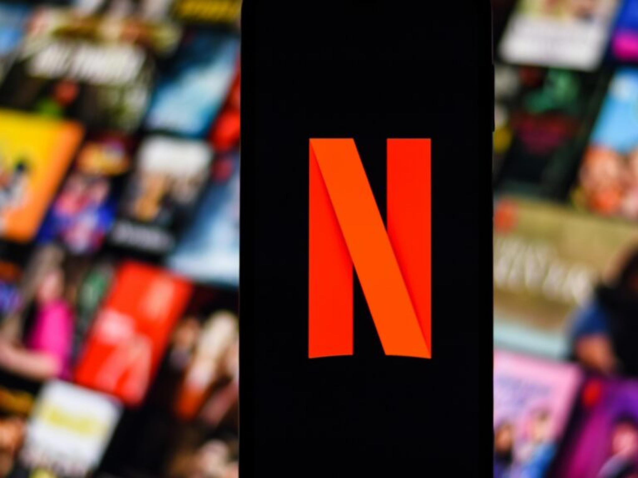 Netflix ihtiyatlı öngörüler nedeniyle düştü; Reed Hastings başkanlıktan ayrılacak