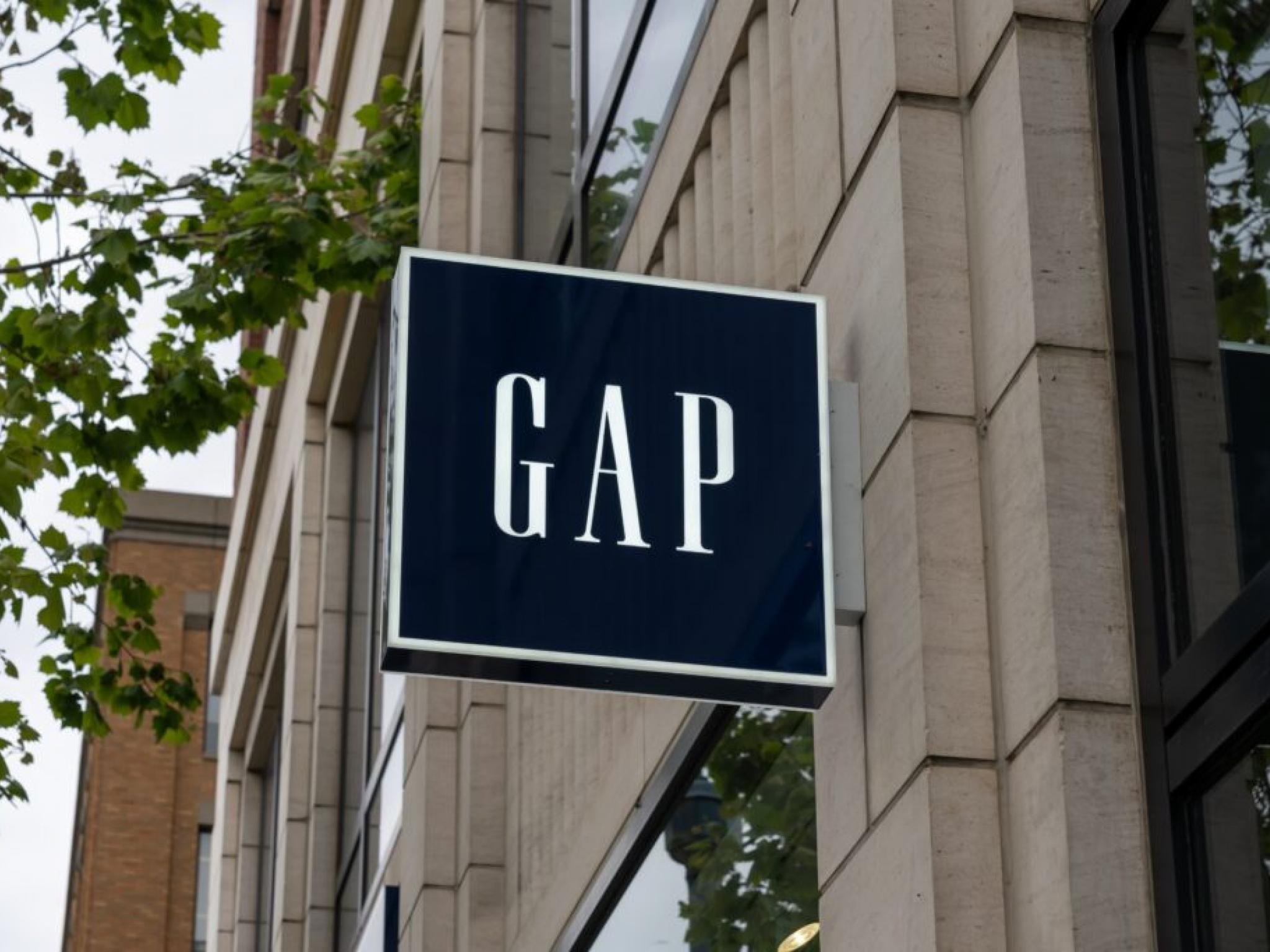 Gap güzellik ve aksesuar sektörüne giriyor