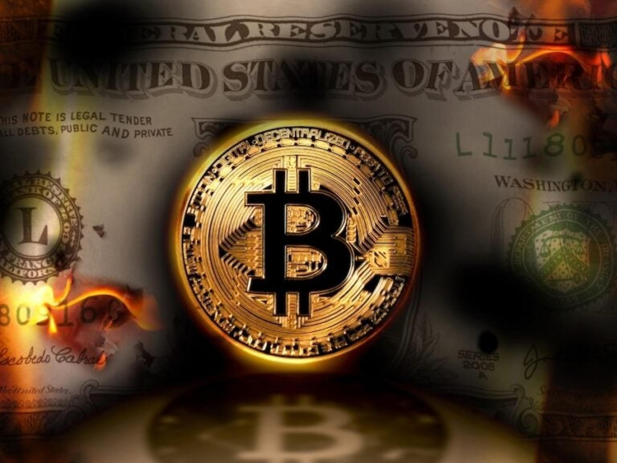 Bitcoin 121 bin dolara gerilese de analistler Uptober rallisinden umutlu