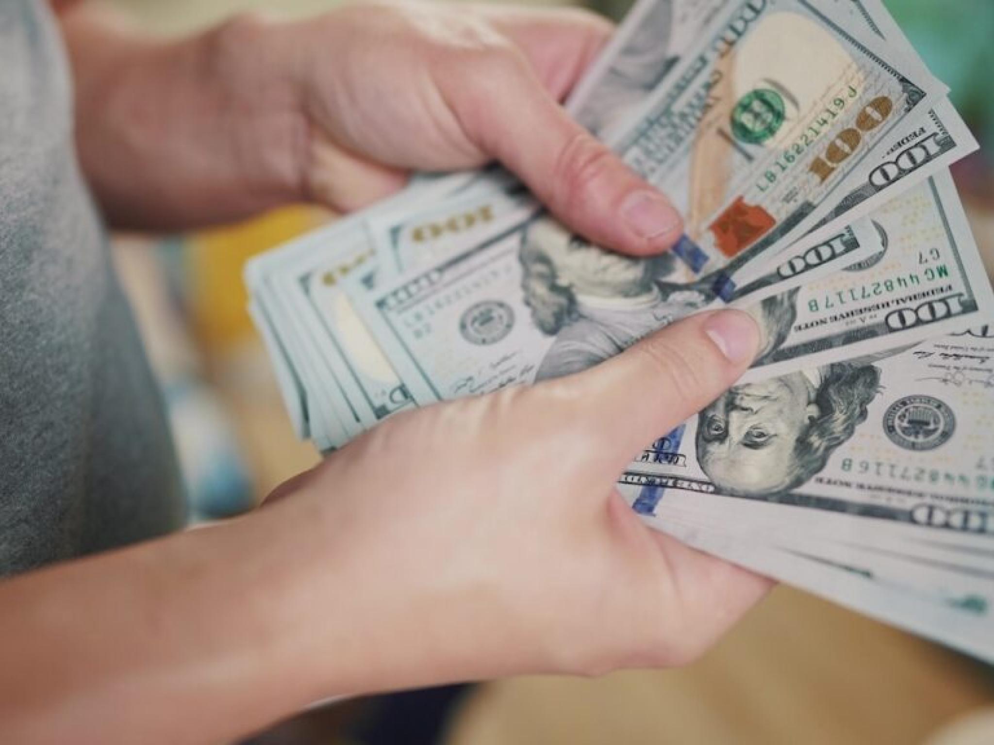 Bankacılık sektöründe takipteki alacak satışı 5 ayda 42,7 milyar lirayla rekor kırdı