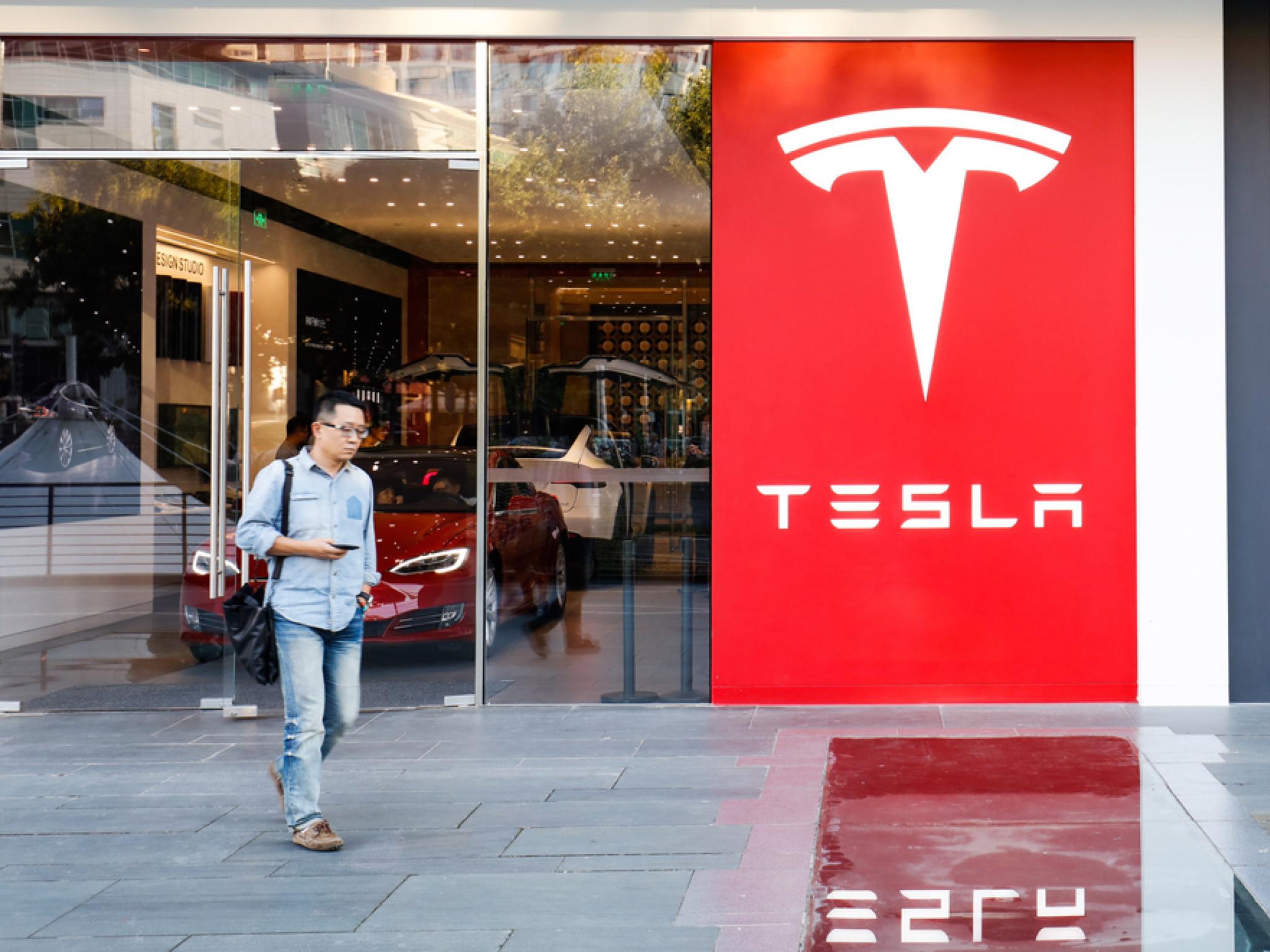 Tesla ve LG Energy Solution 4,3 milyar dolarlık batarya anlaşması imzaladı