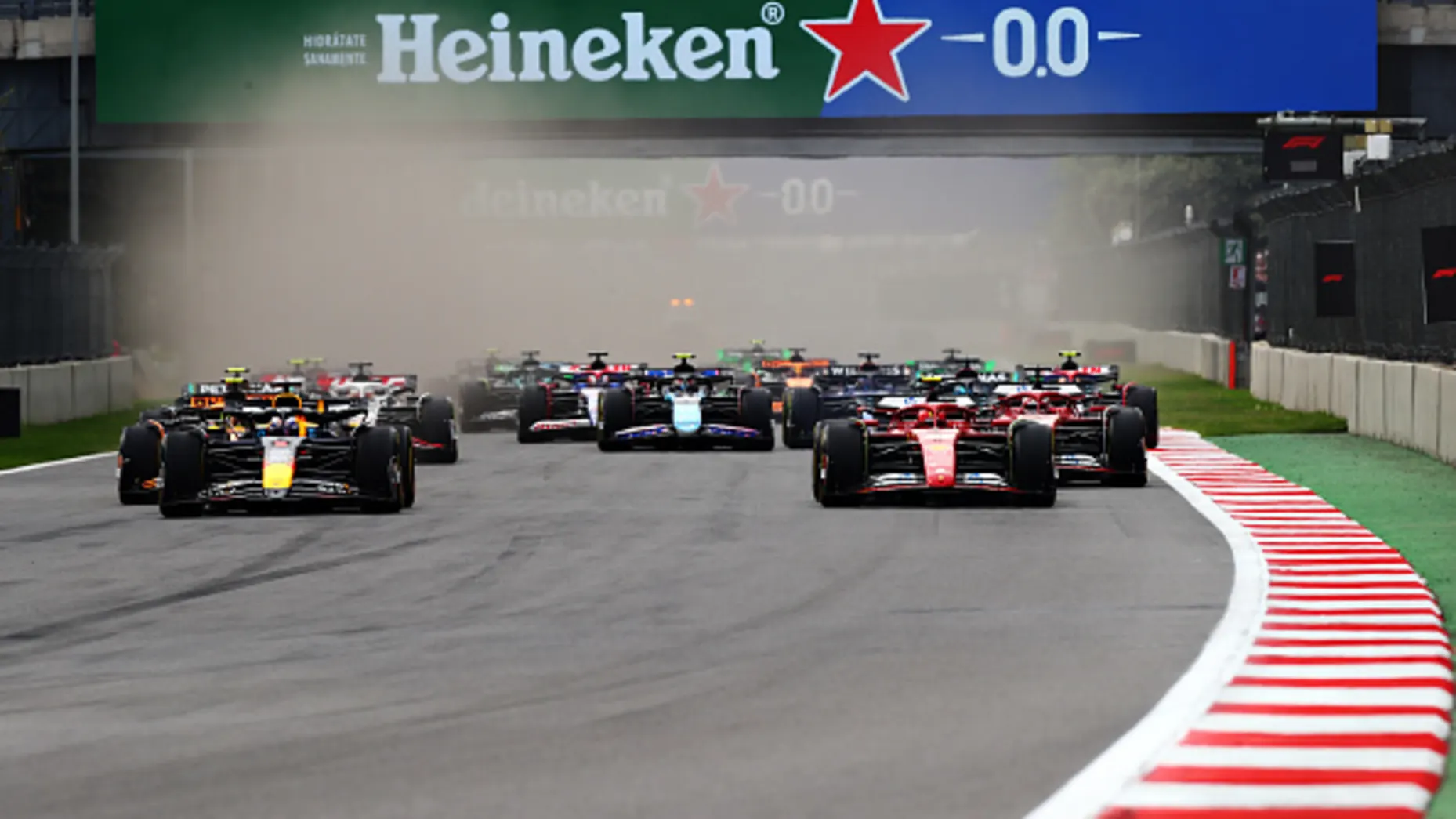Apple ve F1, beş yıllık medya anlaşması imzaladı