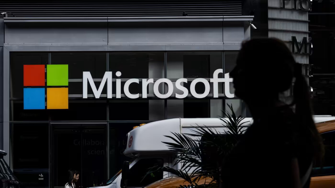 Microsoft BAE’ye 15 milyar dolar yatırım yapacak, Nvidia çipleri kullanacak