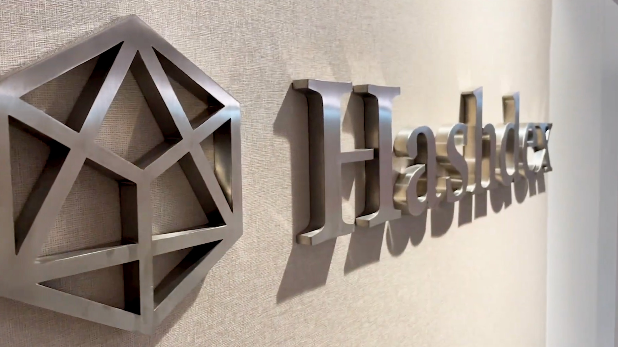 Hashdex Nasdaq CME Crypto Index ETF, Cardano ve Chainlink ile portföyünü genişletti