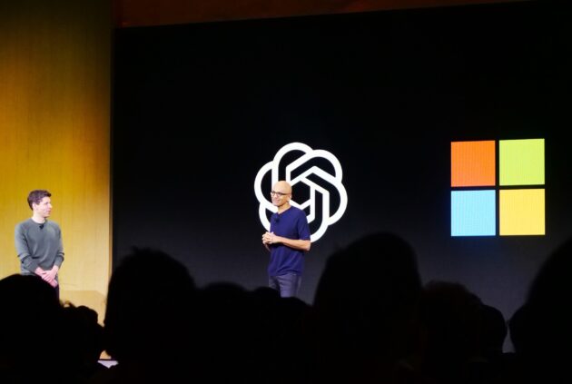 MSFT analizi: Yapay zeka yatırım döngüsünde dönüm noktası yaklaşırken değerleme tarihi diplerde