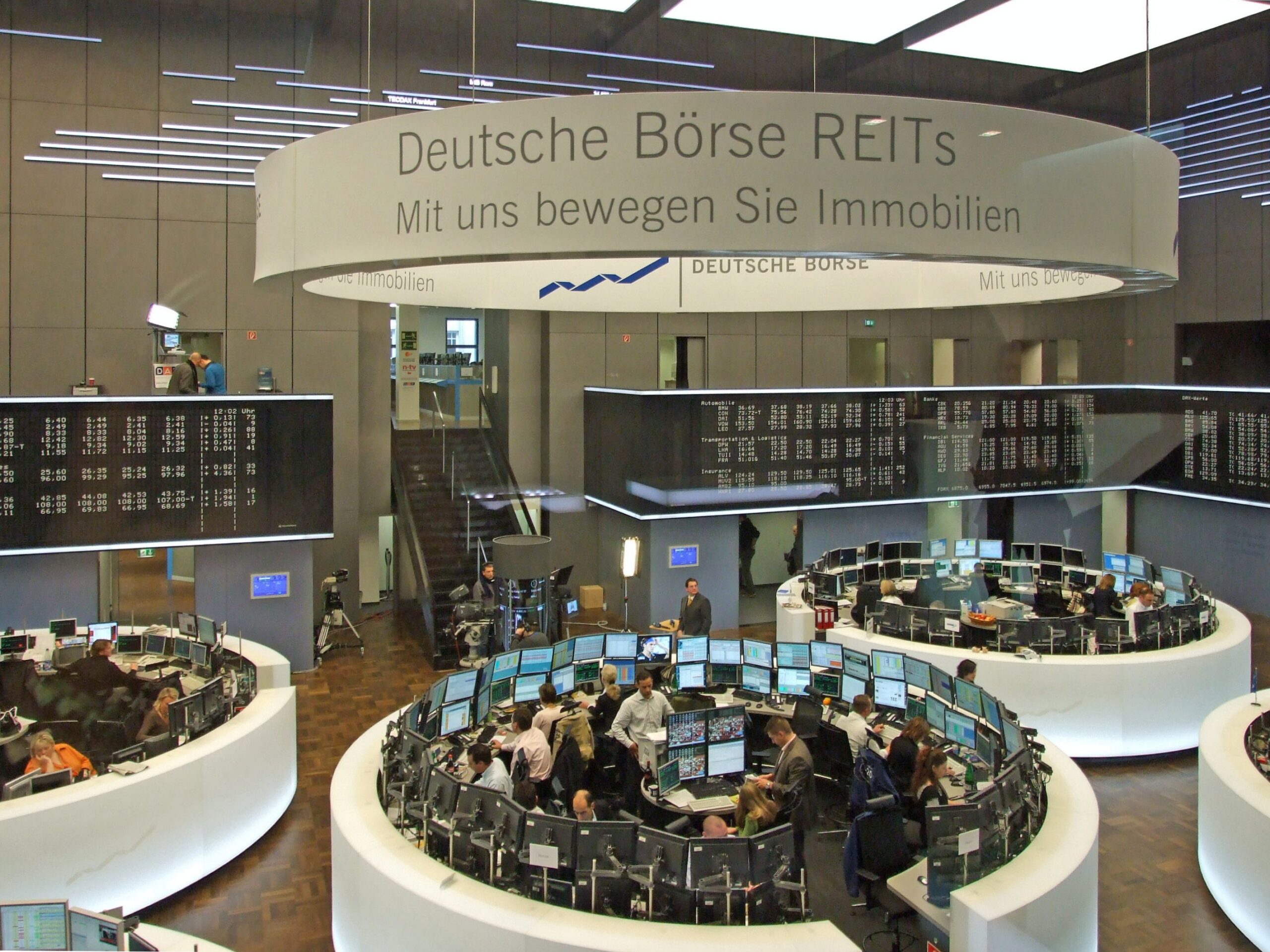 İran barış anlaşması Dax’ı 25.000 puanın üzerine taşıdı